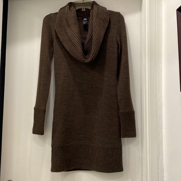 H&M Sweaters - Sweater Dress